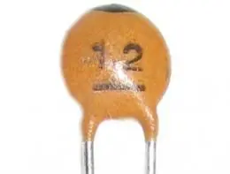 12pF/50V RM=2,54, keramický kondenzátor (J053) Speciální Cena